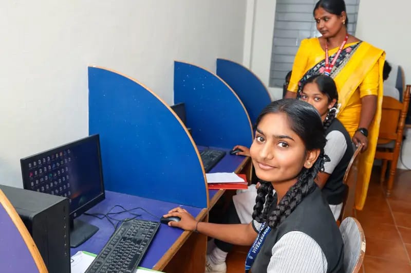 Modern computer laboratory at Vivekananda School